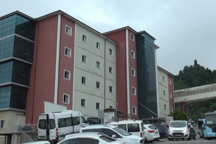 Hastane yangını; 60 hasta tahliye edildi