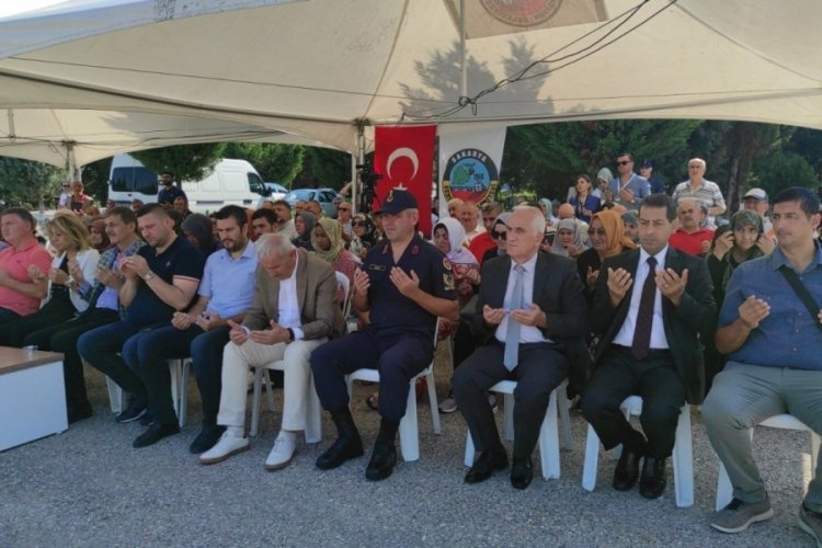 Sakarya'da Marmara Depreminde hayatını kaybedenler anıldı