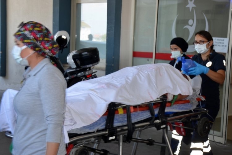 G&uuml;venlik g&ouml;revlisi, eski m&uuml;d&uuml;r&uuml;n&uuml; tabancayla vurup ağır yaraladı