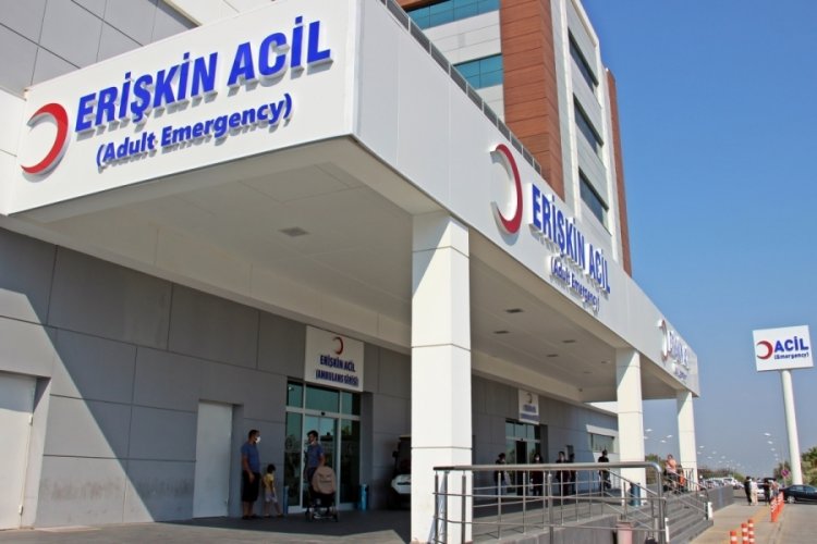 Karısını genital b&ouml;lgesinden vurarak ağır yaraladı