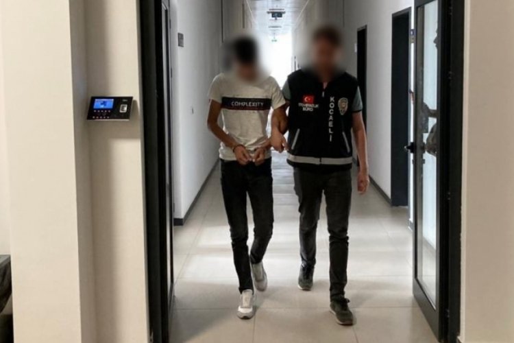 Kocaeli'den &ccedil;aldıkları motosikletlerle Yalova'da yakalandılar