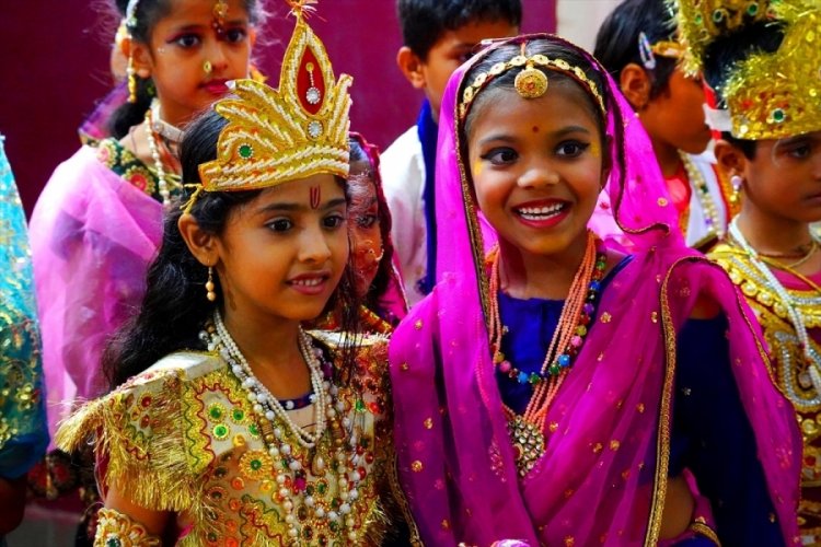 Hindistan'da Janmashtami festivali başladı