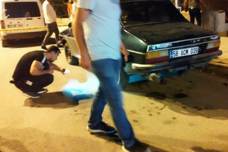 Sivas'ta silahlı kavga: 1 &ouml;l&uuml;