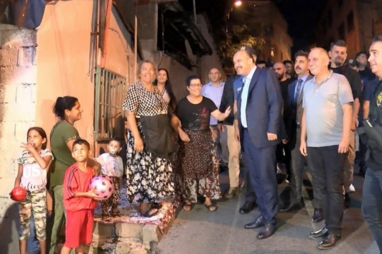 Emniyet g&uuml;&ccedil;leri, Şişli Kuştepe'de uyuşturucu denetimi ger&ccedil;ekleştirdi