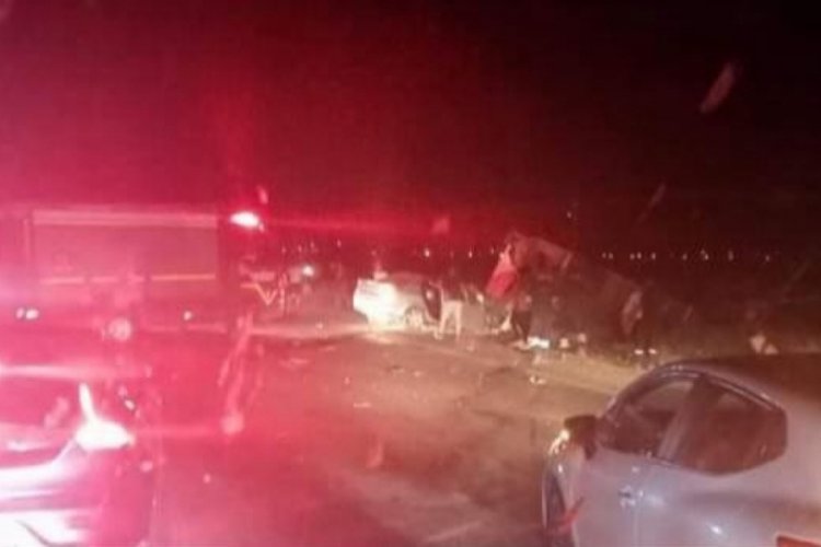 Manisa'da kaza: 17 kişi yaralandı