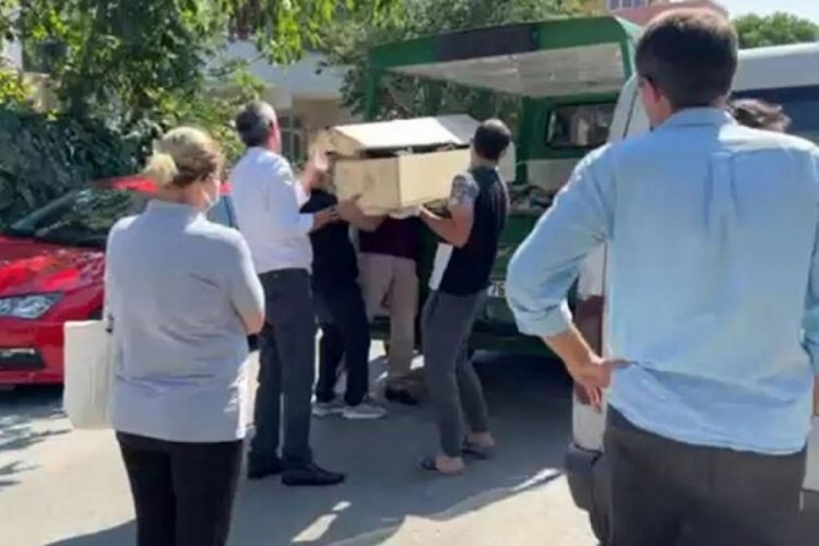 İstanbul'da k&ouml;t&uuml; koku ihbarı: Sandalyede &ouml;l&uuml; bulundu