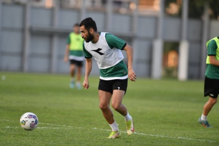 Bursaspor g&uuml;n&uuml; &ccedil;ift antrenmanla tamamladı