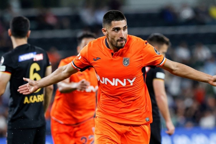 Başakşehir, Kayserispor'u rahat ge&ccedil;ti