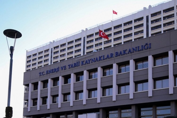 Bakanlık a&ccedil;ıkladı: Asgari &uuml;crette enerji giderleri payı 13,9'a geriledi