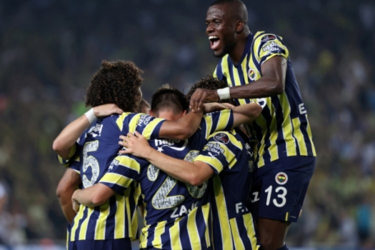 Liderlik ma&ccedil;ında kazanan Fenerbah&ccedil;e