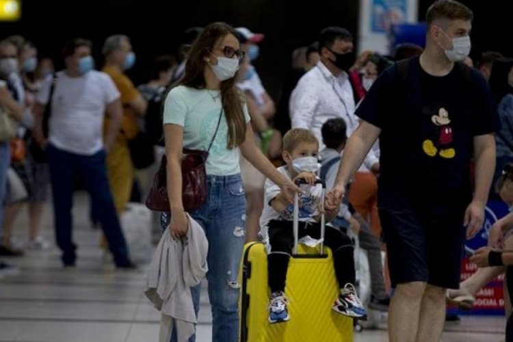T&uuml;rkiye yılın ilk 7 ayında 23 milyon yabancı ziyaret&ccedil;i ağırladı