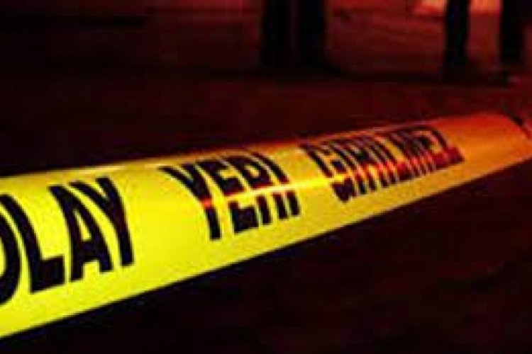 Sakarya'da 3'&uuml;nc&uuml; katan d&uuml;şen yaşlı adam, hastanede yaşamını yitirdi
