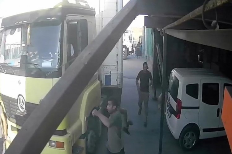 İstanbul'da sanayide matkaplı kovalamaca kameralarda