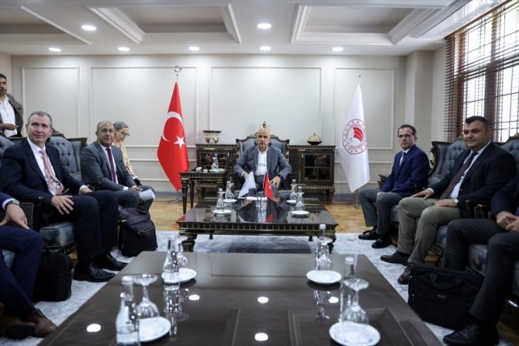 Bakan Vahit Kirişci, D&uuml;nya Bankası Direkt&ouml;r&uuml; Sameh Wahba ile bir araya geldi