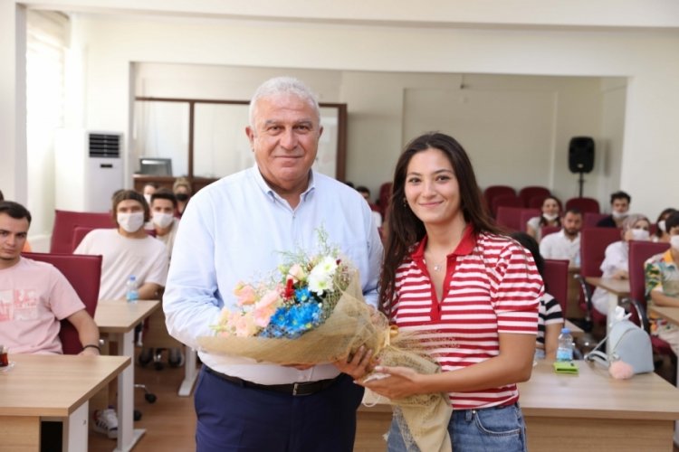 Aydın'da kitap kafelerde &ccedil;alıştılar, hayallerine kavuştular