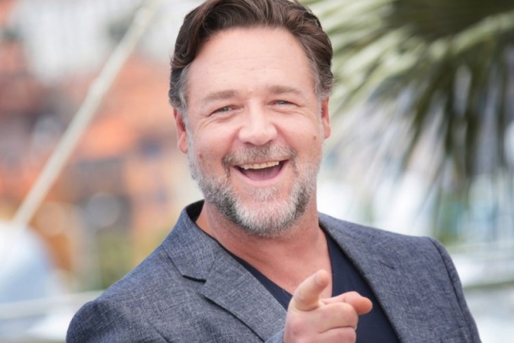 Russell Crowe, hayranlarını T&uuml;rkiye'yi ziyaret etmeye &ccedil;ağırdı