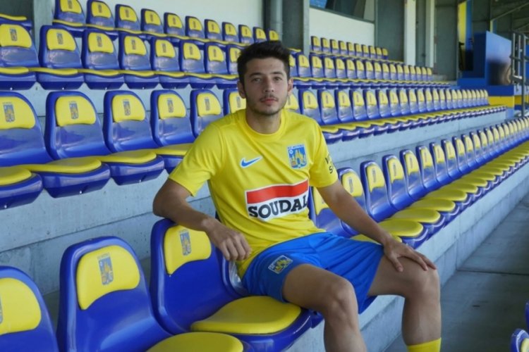 Fenerbah&ccedil;e, Muhammed G&uuml;m&uuml;şkaya'nın Westerlo'ya transferini duyurdu