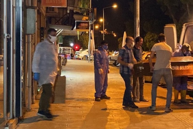 İzmir'de yalnız yaşayan 78 yaşındaki kadın evinde &ouml;l&uuml; bulundu