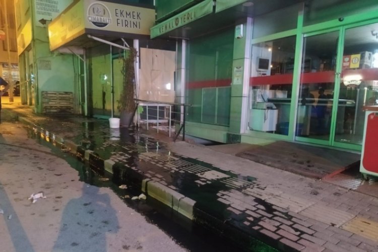 Bursa Orhangazi'deki sızıntı ekipleri harekete ge&ccedil;irdi