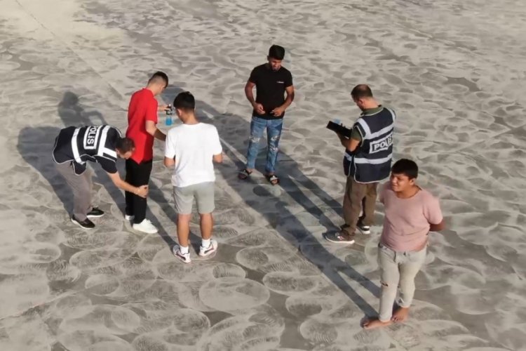 Elazığ'da denetim ve asayiş uygulamaları su&ccedil;lulara g&ouml;z a&ccedil;tırmıyor