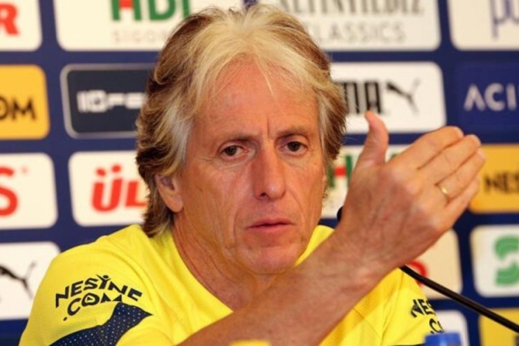 Jorge Jesus'tan forvet transferi a&ccedil;ıklaması!