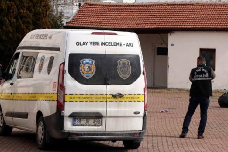 Kayseri'de boşandığı g&uuml;n kayınvalidesini bı&ccedil;aklayan zanlı: Ne yaptığımı bilmiyorum