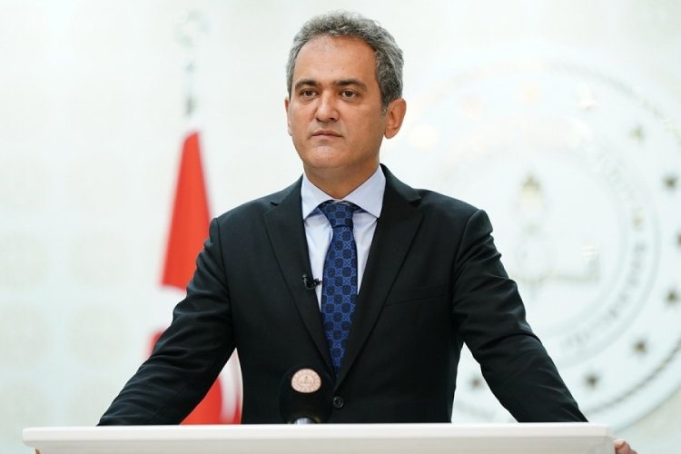 Milli Eğitim Bakanı &Ouml;zer'den G&uuml;lşen'in s&ouml;zlerine kınama