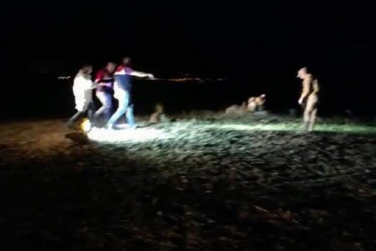&Ccedil;obanın arazide silahla vurulmuş cansız bedeni bulundu