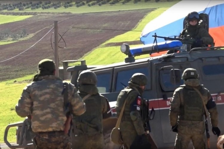 Putin, Rus ordusundaki asker sayısını y&uuml;kseltiyor