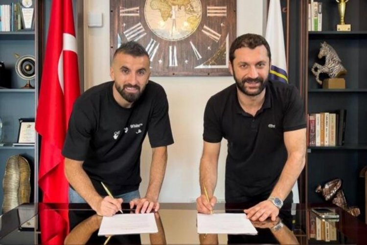 Erhan &Ccedil;elenk, Bucaspor ile s&ouml;zleşme imzaladı