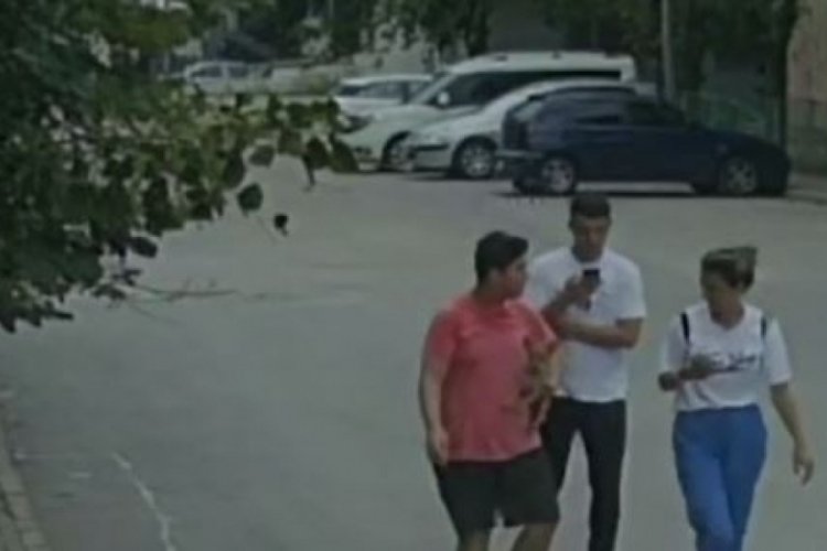 Bursa'da g&uuml;le oynaya k&ouml;peği ka&ccedil;ırdılar&nbsp;