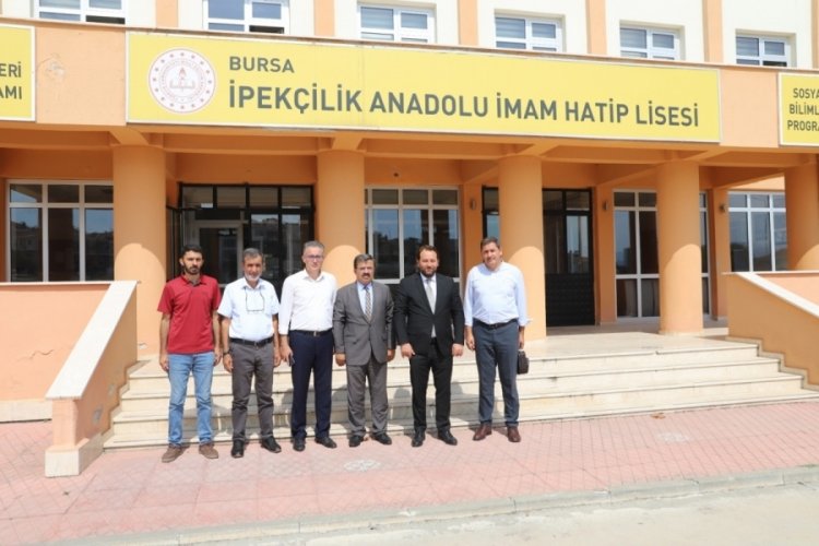 Bursa İl Milli Eğitim M&uuml;d&uuml;r&uuml;, İpek&ccedil;ilik AİHL'ni ziyaret etti