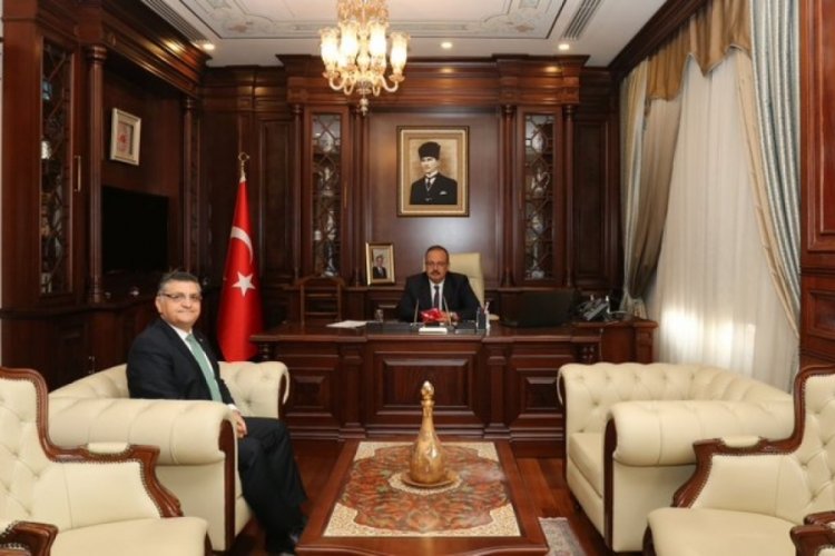 Nil&uuml;fer Kaymakamı Mustafa &Ouml;zarslan'dan Bursa Valisi Canbolat'a ziyaret