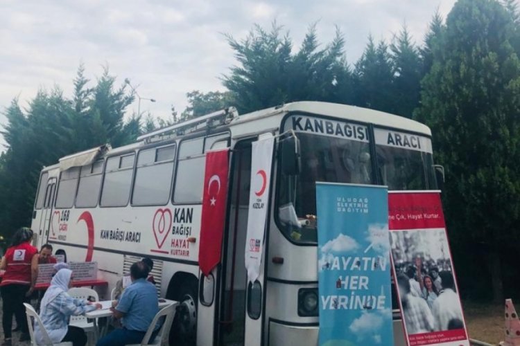 Bursa'da UEDAŞ &ccedil;alışanları kan ve k&ouml;k h&uuml;cre bağışı yaptı