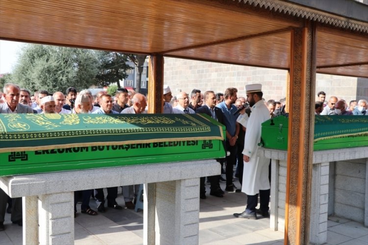 Eski milli boks&ouml;r Cazim Vuraler son yolculuğuna uğurlandı