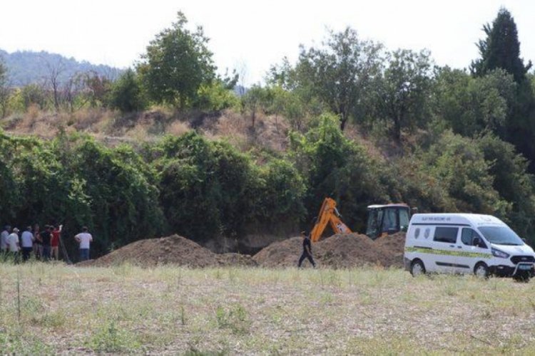 Cinayet i&ccedil;inde cinayet! Cinsel organını kesip g&ouml;ğs&uuml;nden bı&ccedil;aklamışlar...
