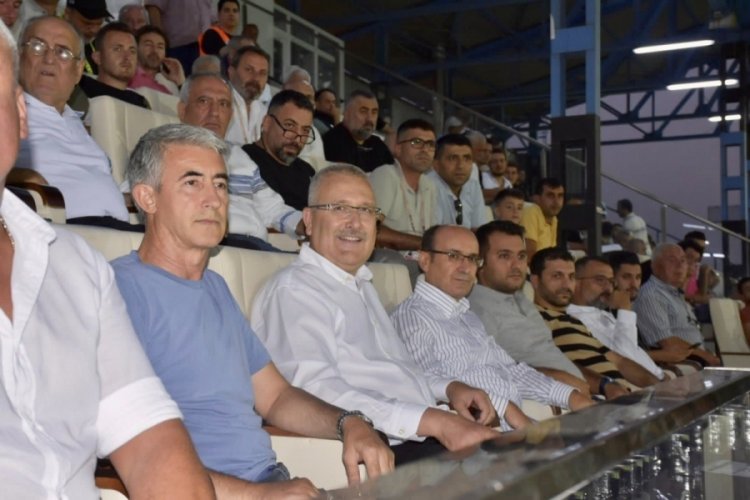 Karacabey Belediyespor ilk ma&ccedil;ta 1 puan aldı