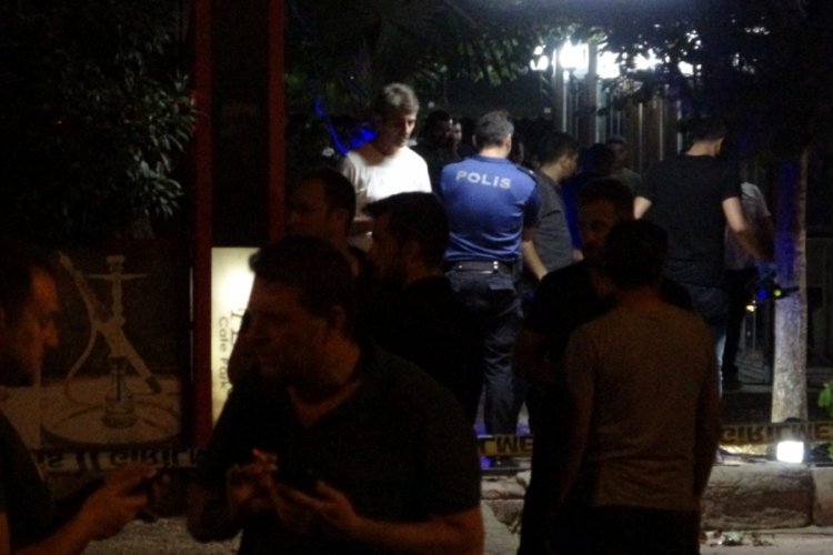 Diyarbakır'da silahlı kavgada kan aktı: 1 &ouml;l&uuml;, 1 ağır yaralı