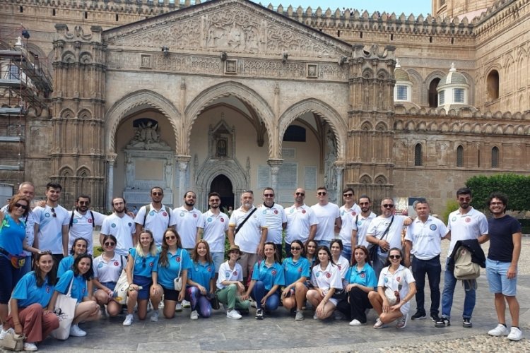 Uludağ &Uuml;niversitesi Halk Oyunları Grubu '23. Gazzare Folklor Festivali'nde