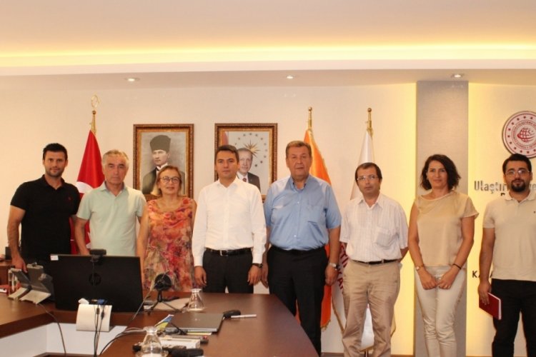 İMO Bursa y&ouml;netim kurulu karayolları b&ouml;lge m&uuml;d&uuml;r&uuml; Akyazı'yı ziyaret etti.