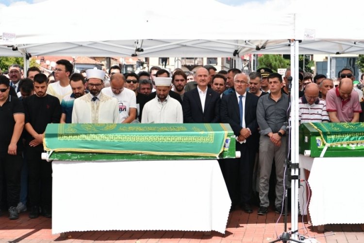 Bursa'daki kazada hayatını kaybedenler toprağa verildi