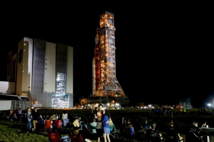 Artemis-1'in ay yolculuğu ertelendi