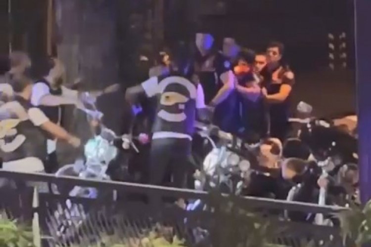 İstanbul'da polisler ile motosikletli grup arasında tartışma &ccedil;ıktı