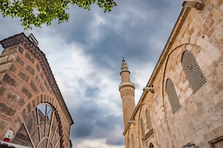 Hava sıcaklıkları artıyor mu? Bursa'da bug&uuml;n hava nasıl olacak?