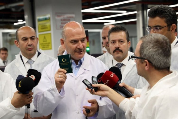 Bakan Soylu: 1 milyon 600 bin pasaport verdik ve bunların %58'i yurtdışına &ccedil;ıkmadı