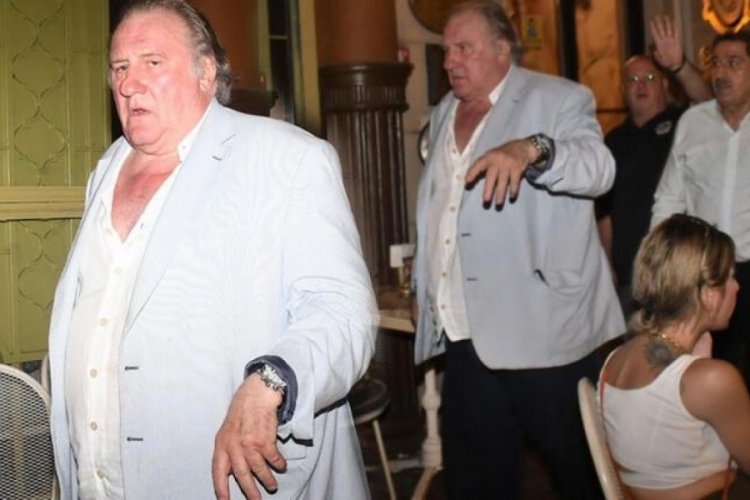 D&uuml;nyaca &uuml;nl&uuml; Fransız yıldız Gerard Depardieu, t&uuml;m men&uuml;y&uuml; yedi!