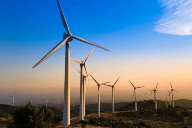 Bakan D&ouml;nmez a&ccedil;ıkladı: Yenilenebilir enerjide rekor kırıldı