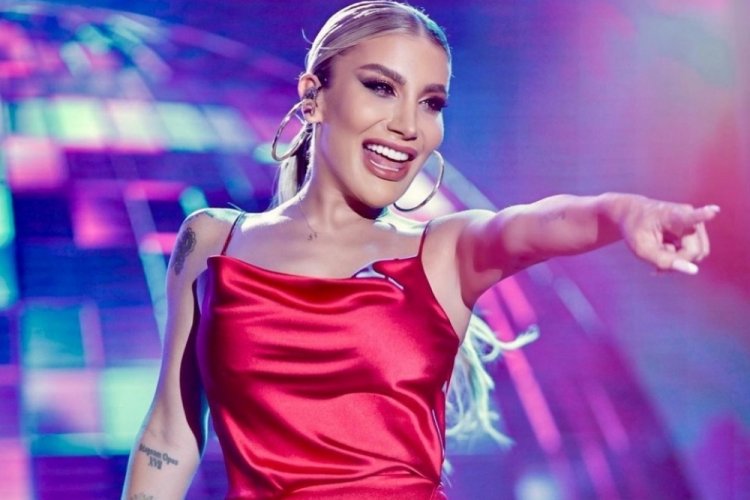 İrem Derici: Kırmızı benim rengimdir