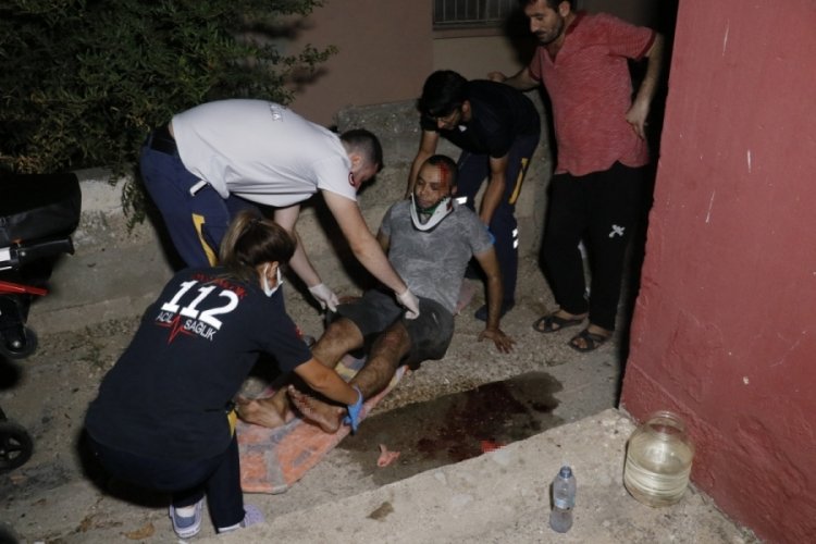 Adana'da hırsızlık i&ccedil;in &ccedil;ıktığı evin damından d&uuml;şt&uuml;