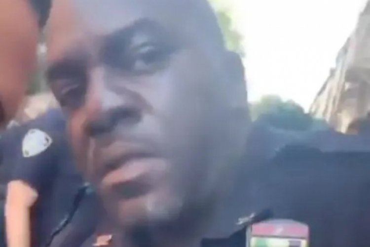 ABD polisinden kadına yumruklu saldırı